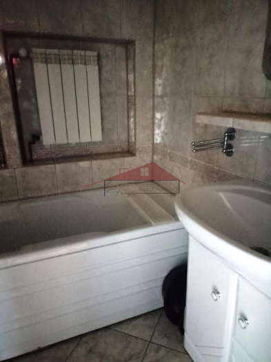 House for rent with the area of 250 m2