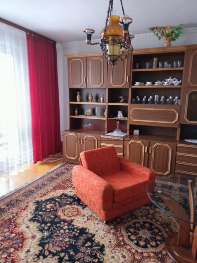 House for rent with the area of 250 m2